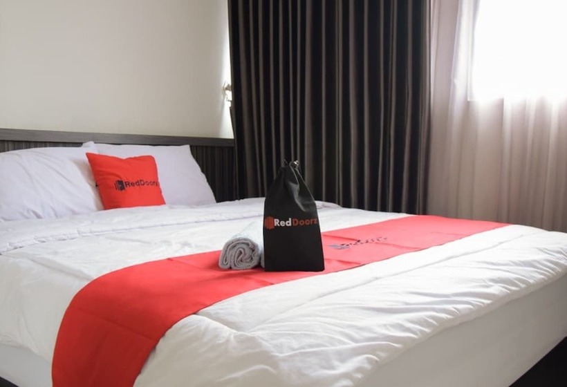 غرفة ديلوكس, Reddoorz Near Gor Satria Purwokerto