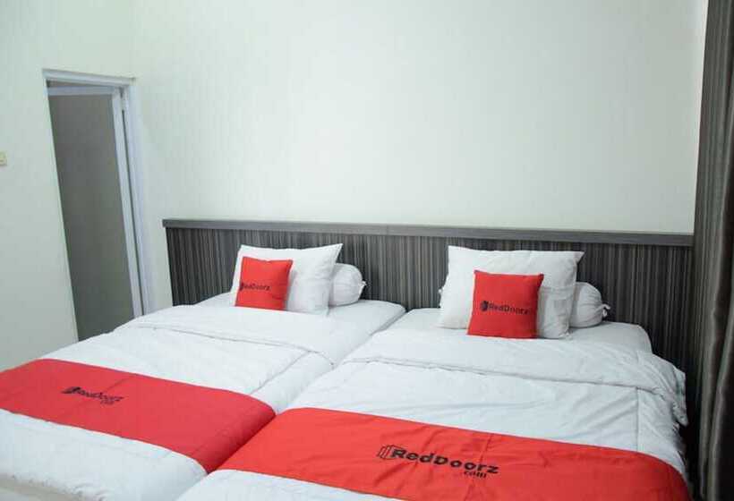 غرفة عائلية, Reddoorz Near Gor Satria Purwokerto
