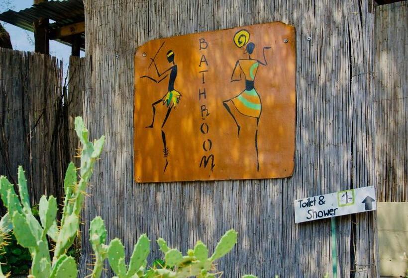چادر با خدمات رفاهی استاندارد, Eselbe Camp Backpackers