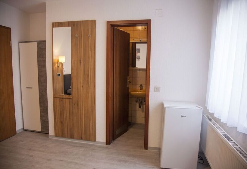 غرفة قياسية فردية, Gästehaus Häuser