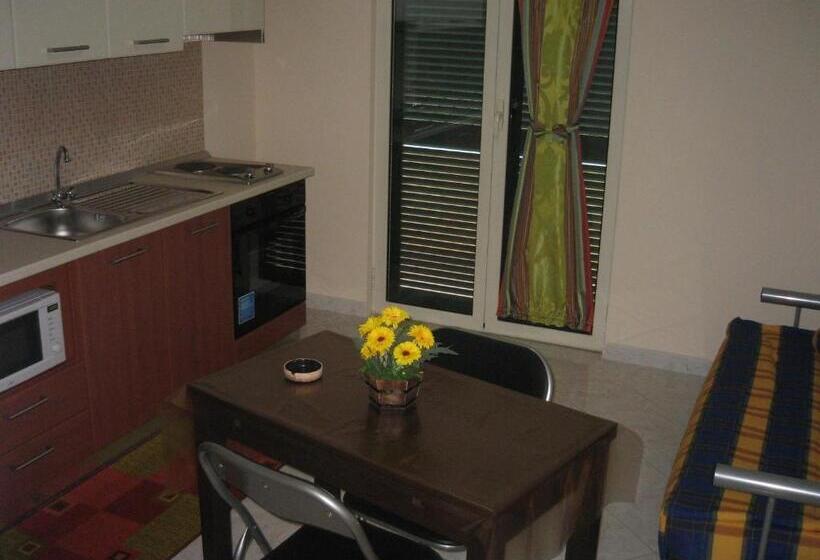 דירת חדר, Mirage