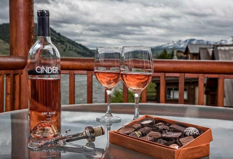 带大床的标准间, Redfish Riverside Inn