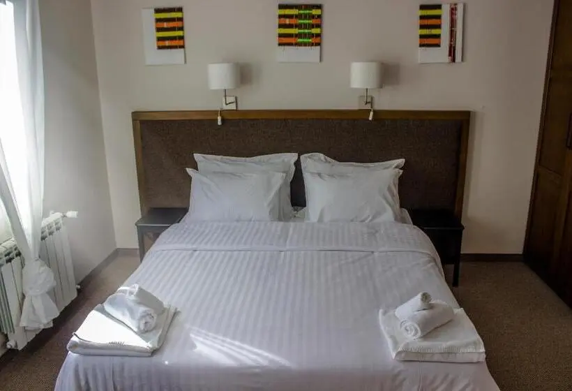 Standard Room, Trigrad