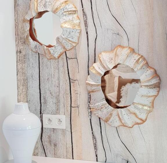 스탠다드 룸 킹사이즈 침대, Akemi B&b