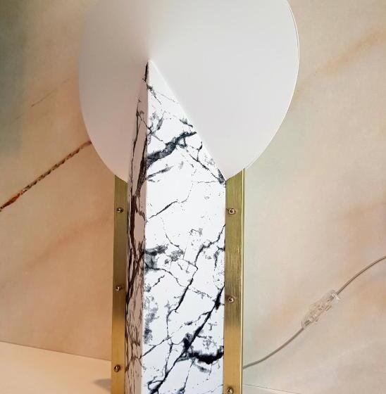 디럭스 룸 킹사이즈 침대, Akemi B&b