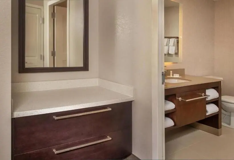 キングサイズベッドのスイートルーム, Residence Inn Fulton At Maple Lawn