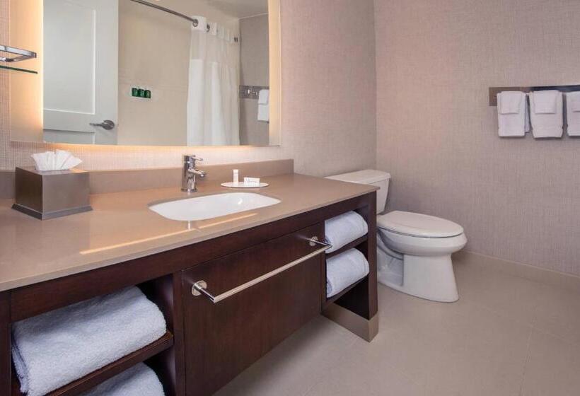 스위트 킹사이즈 침대, Residence Inn Fulton At Maple Lawn