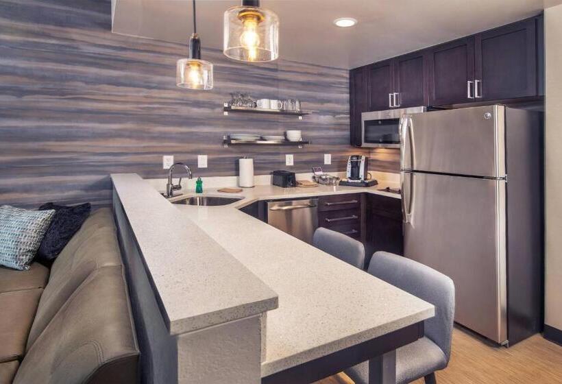 스탠다드 스튜디오 킹침대, Residence Inn Fulton At Maple Lawn