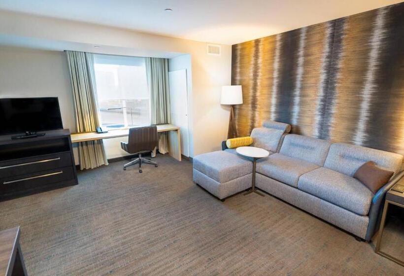 带大床的标准工作室, Residence Inn By Marriott Reno Sparks