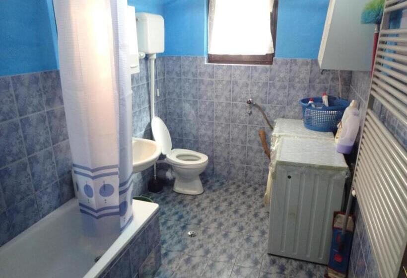 اتاق استاندارد با بالکن, Virmal