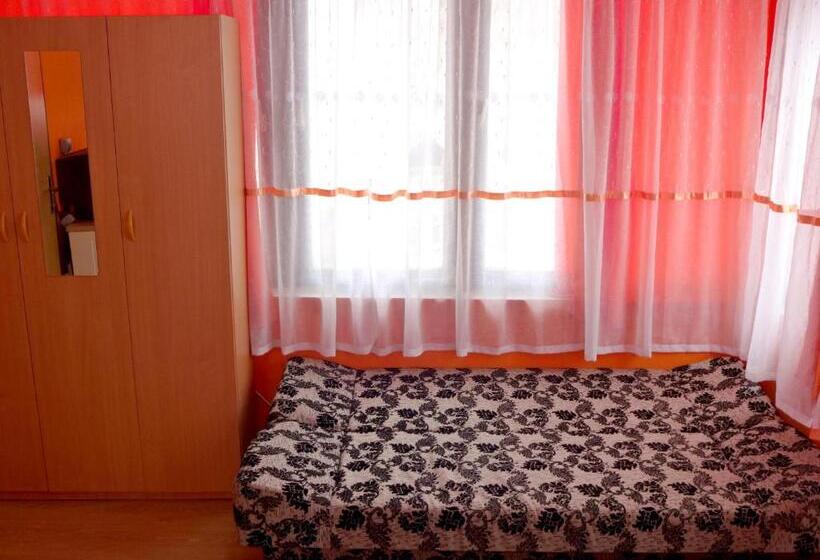 آپارتمان 1 خوابه, Virmal