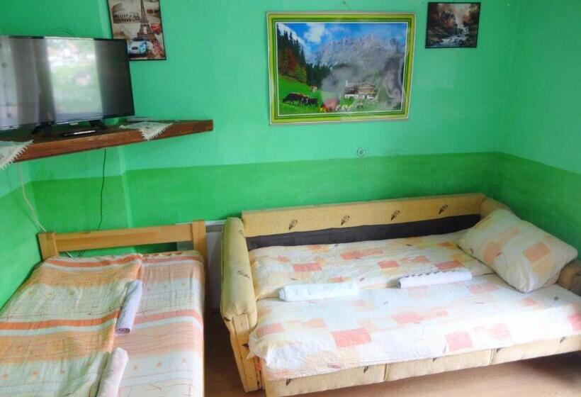 اتاق استاندارد با بالکن, Virmal