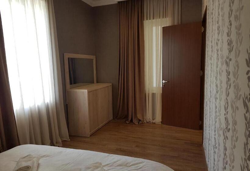 اتاق لوکس, White House In Kakheti Eniseli