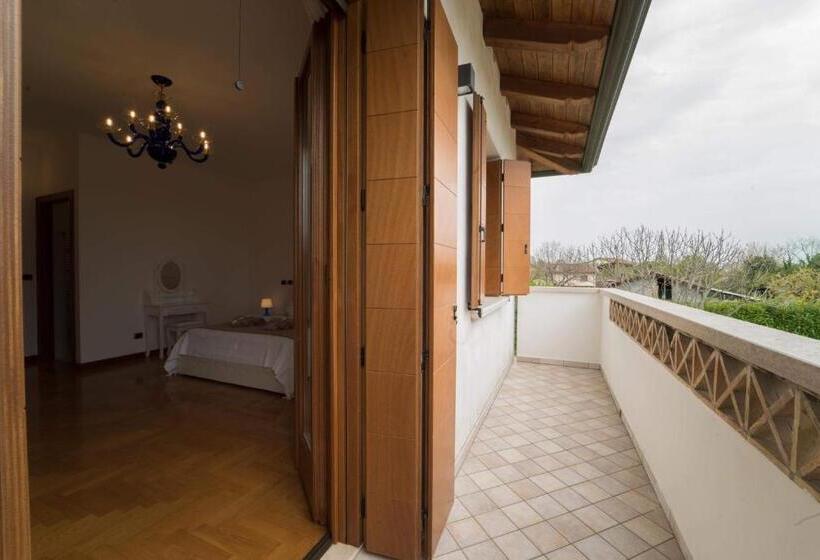 غرفة ديلوكس مزودة بشرفة, B&b La Serenissima