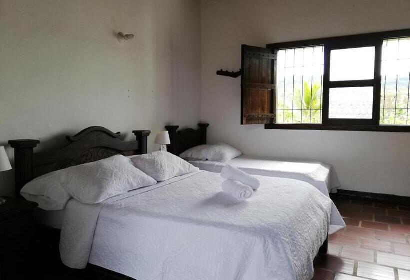 带花园景观的标准三人间, Casa Claustro De Zapatoca