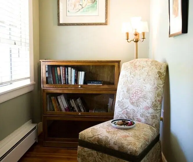 バルコニー付きデラックスルーム, Hopkins Ordinary Bed, Breakfast And Ale Works