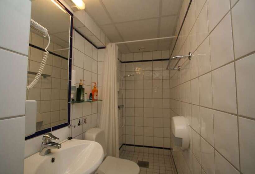 חדר משפחתי, Storstua Omsorgs  Og Konferansesenter