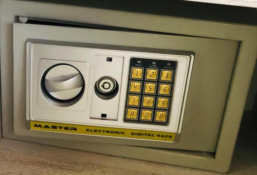 اتاق استاندارد با چشم‌انداز باغ, Tramonto