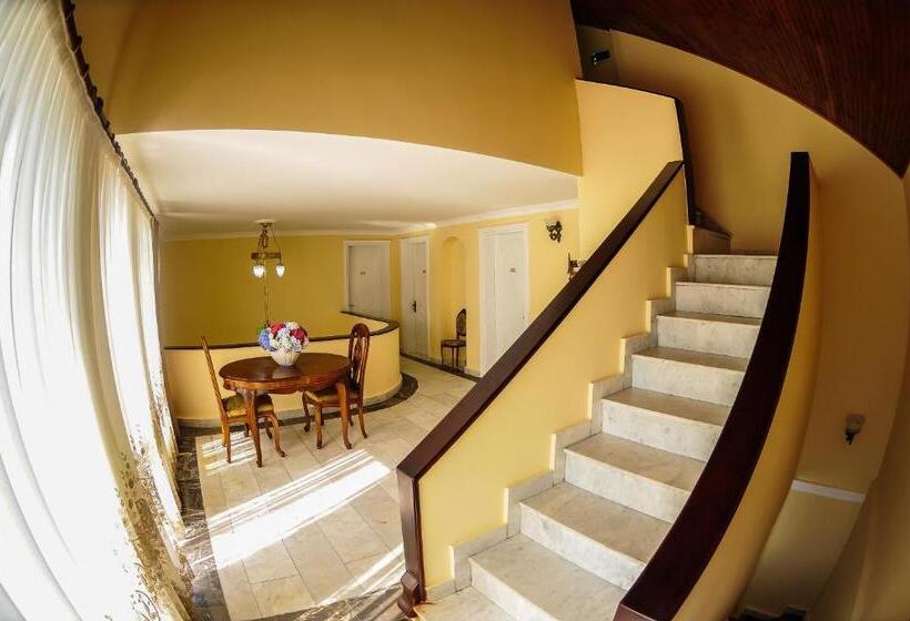 اتاق استاندارد با چشم‌انداز باغ, Tramonto