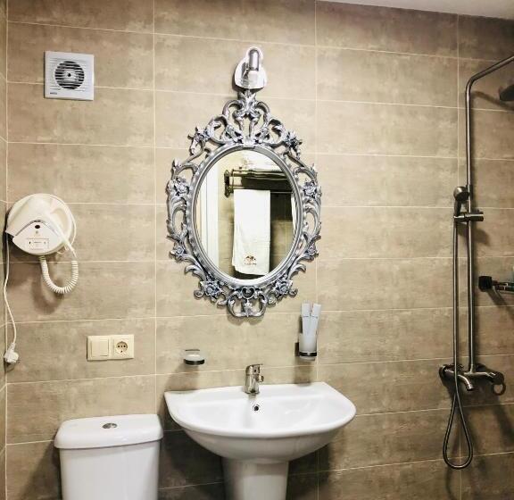 اتاق استاندارد با چشم‌انداز باغ, Tramonto