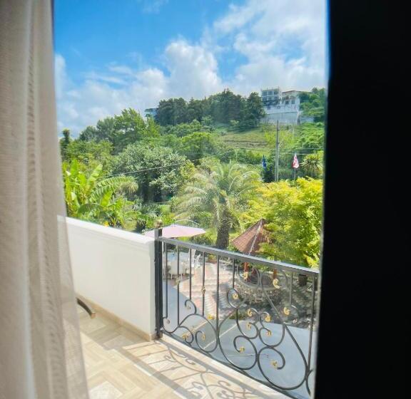 اتاق استاندارد با چشم‌انداز باغ, Tramonto