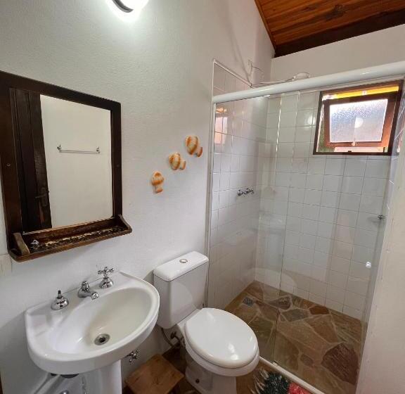 标准三人间, Hospedaria Vila Khepri