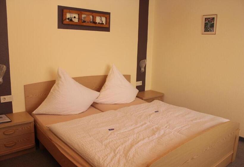 スタンダードルーム, Landgasthof Rademacher