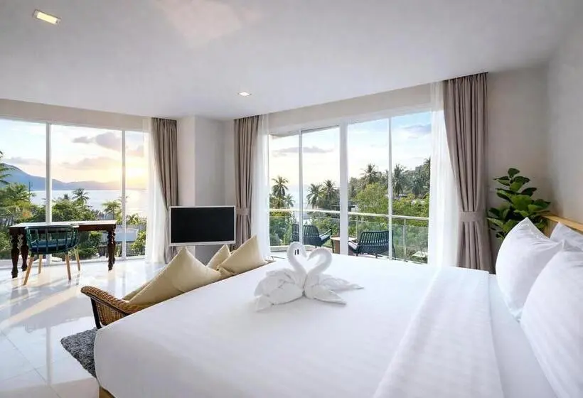 Deluxe Suite King Bed, Aqua Maya Phuket