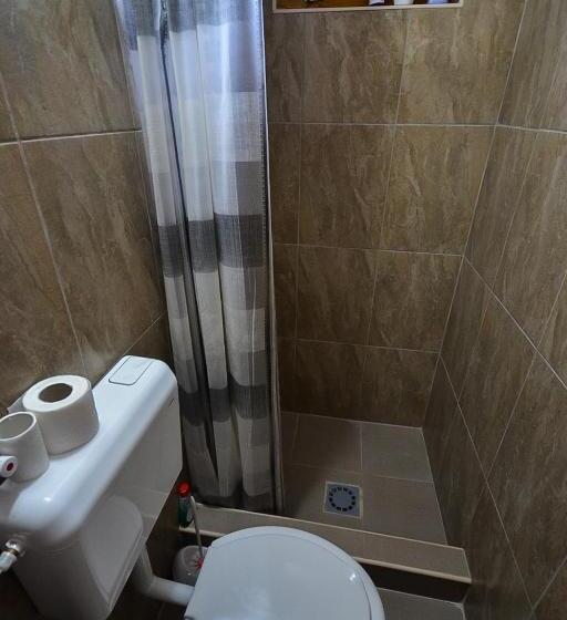 آپارتمان 2 خوابه, Antik