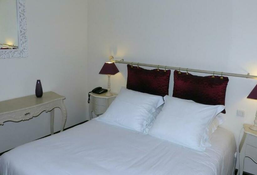 غرفة قياسية, Le Pave D Hotes