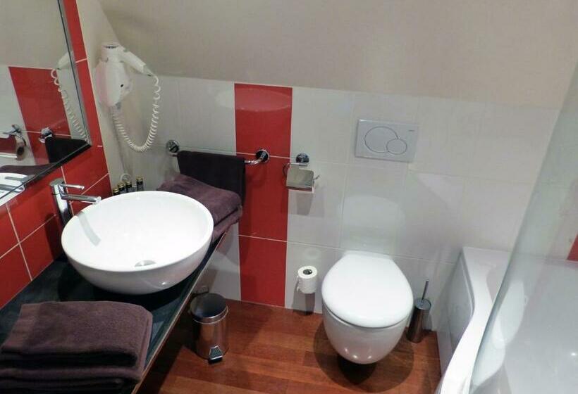 غرفة قياسية, Le Pave D Hotes