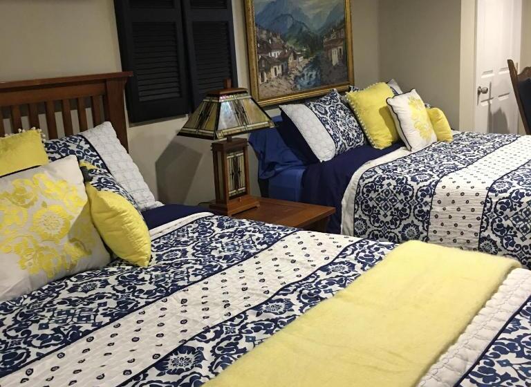 デラックスルーム, The Ashe Farm Bed & Breakfast