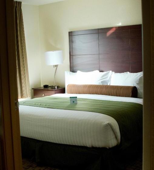 Люкс Deluxe Кровать Кинг, Cobblestone Inn & Suites   Soda Springs