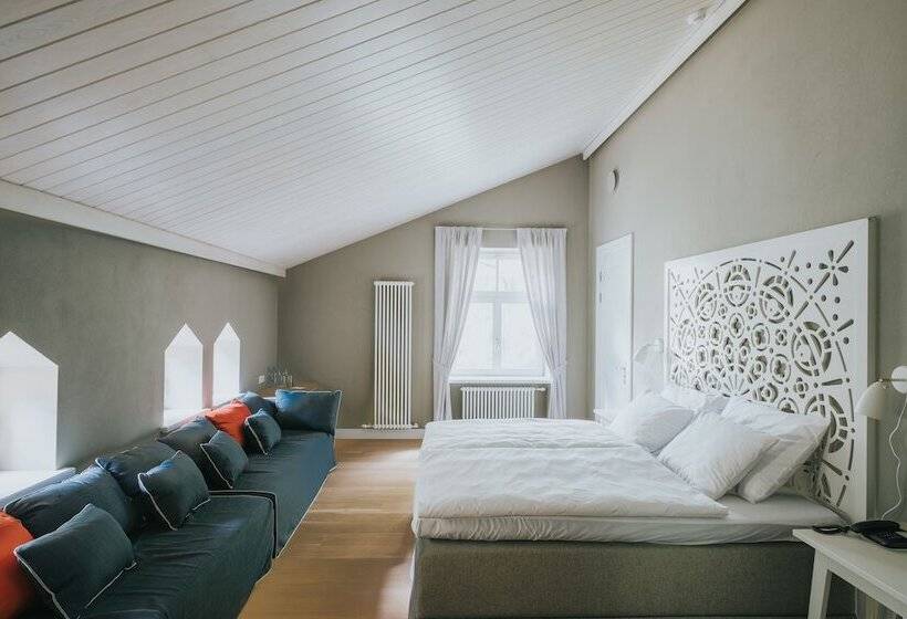 اتاق سوپریور, Villa Santa