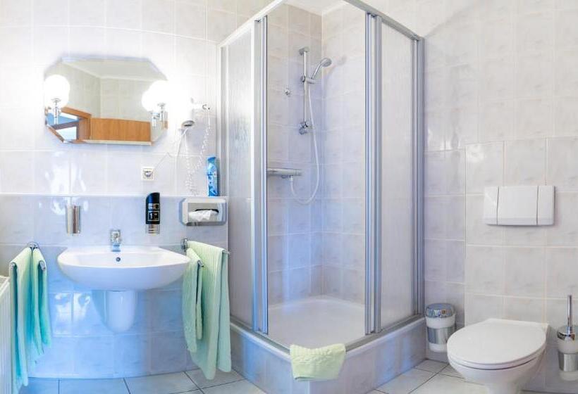 패밀리 룸 가든 전망, Landhotel Biberburg