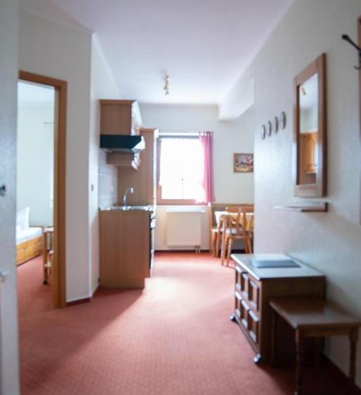 Семейный Номер Вид на Сад, Landhotel Biberburg
