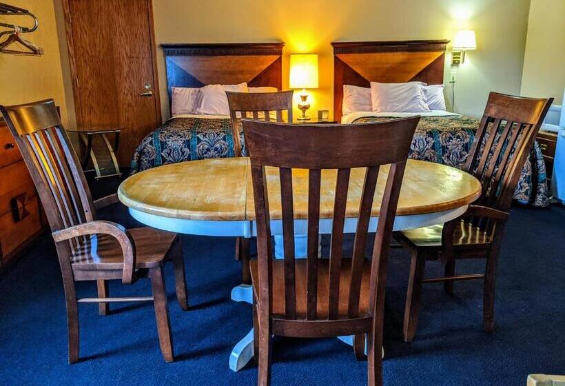 家庭套房, Executive Inn
