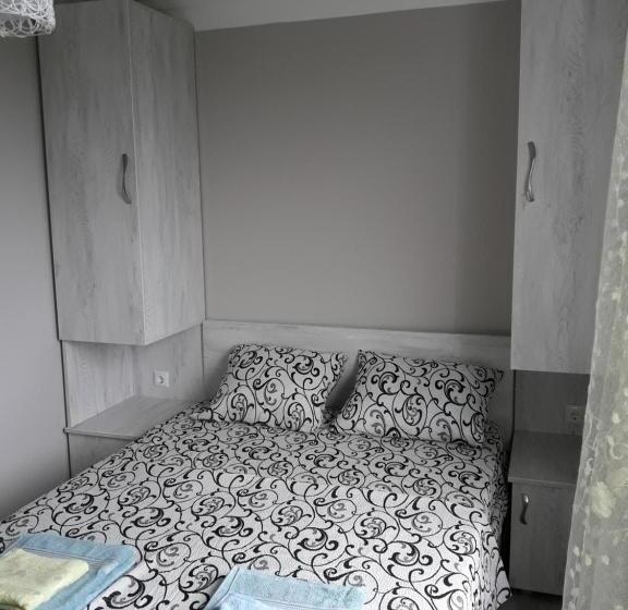 اتاق استاندارد, House Dea Dea