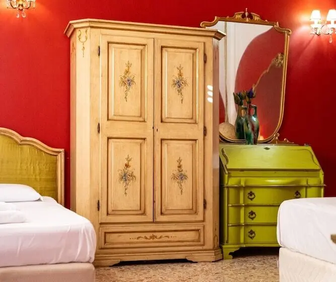 اتاق استاندارد سه نفره, Hotiday Palermo Agostino