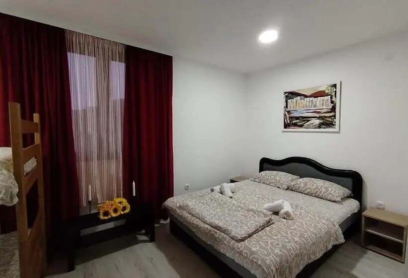 اتاق کلاسیک چهارنفره, 6 Topola