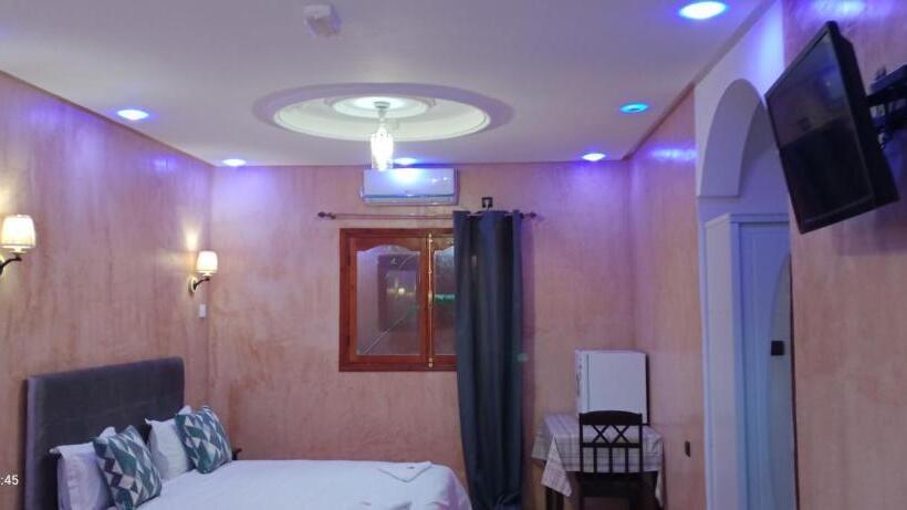 سوییت با چشم‌انداز باغ, Hôtel Ajil Cascades D'ouzoud