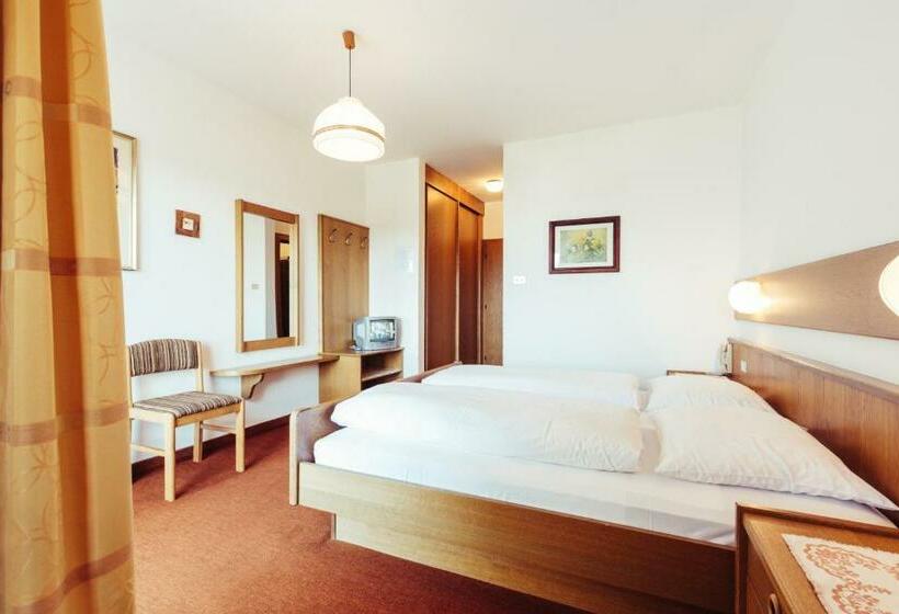 标准间带阳台, Pension Stern