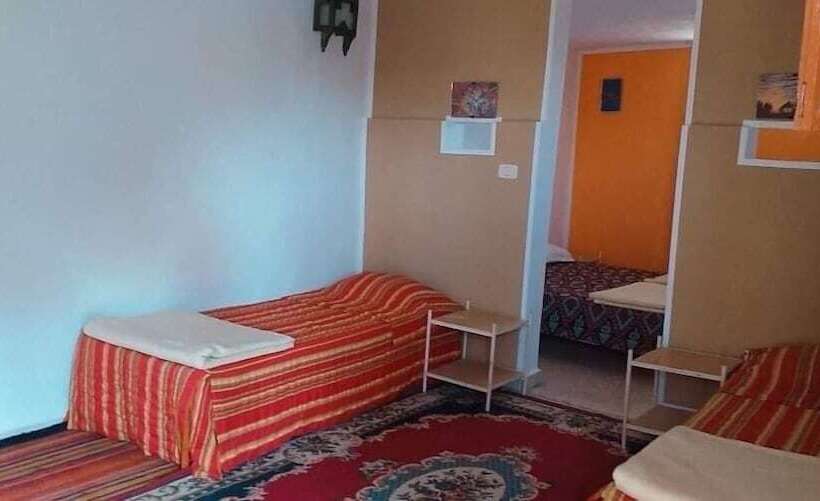 اتاق خانوادگی, Résidence La Source