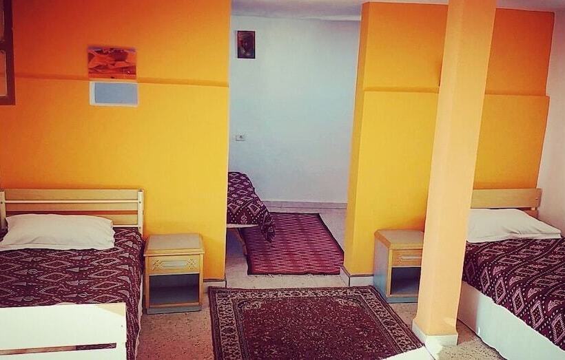 اتاق خانوادگی, Résidence La Source