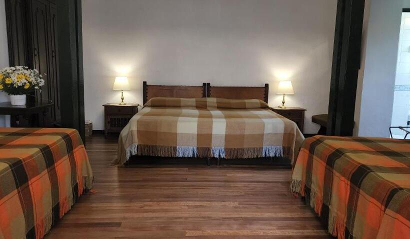 ファミリールーム, Hacienda Suescún   300 Años De Historia