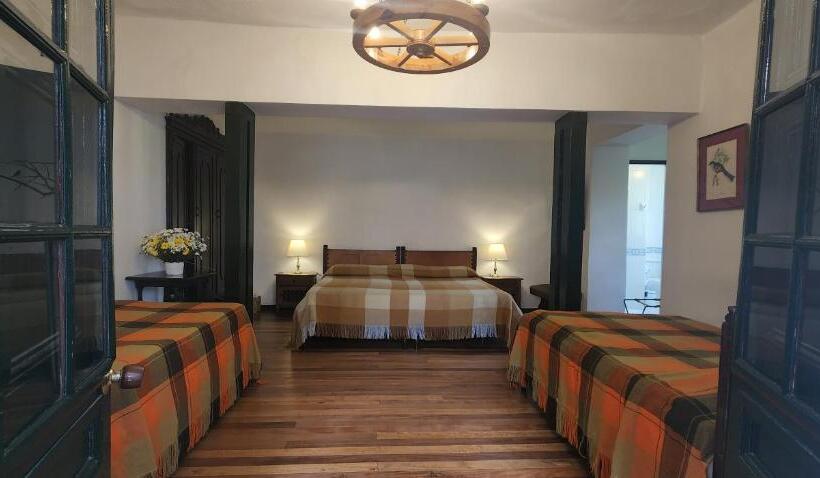 ファミリールーム, Hacienda Suescún   300 Años De Historia