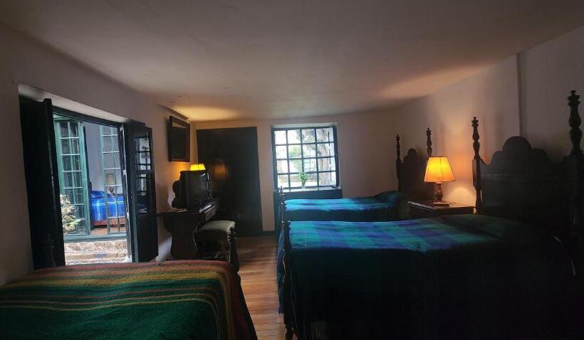 スタンダードトリプルルーム, Hacienda Suescún   300 Años De Historia