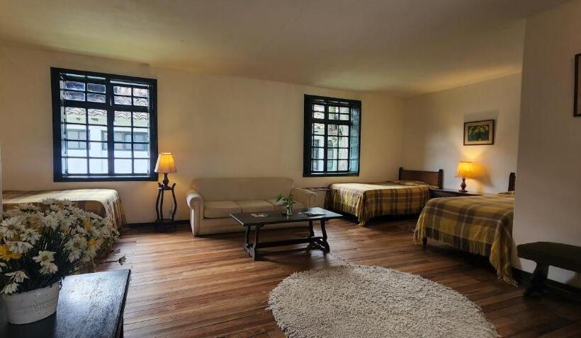 スタンダード４人部屋, Hacienda Suescún   300 Años De Historia