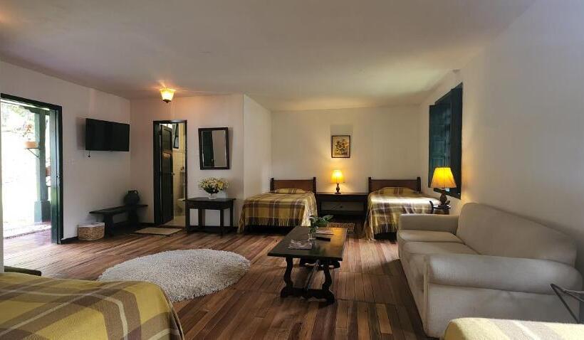 スタンダード４人部屋, Hacienda Suescún   300 Años De Historia