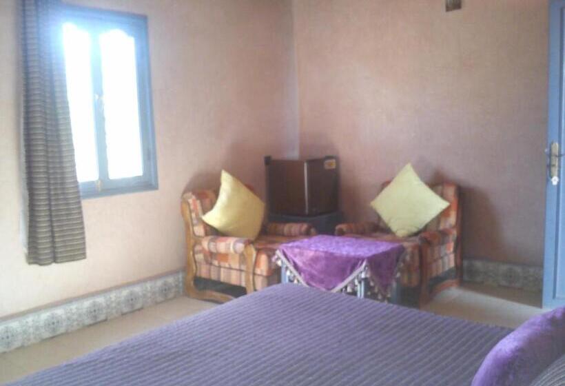 غرفة قياسية, Kasbah Itrane